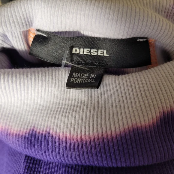 Diesel Early 2000s Y2K Purple Tie Dye Turtleneck w/ Back Piercing Detail Size L - Picture 15 of 15